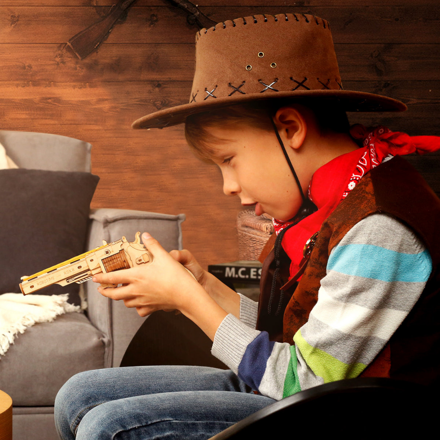 3D Wooden Puzzle - Classic Cowboy Revolver