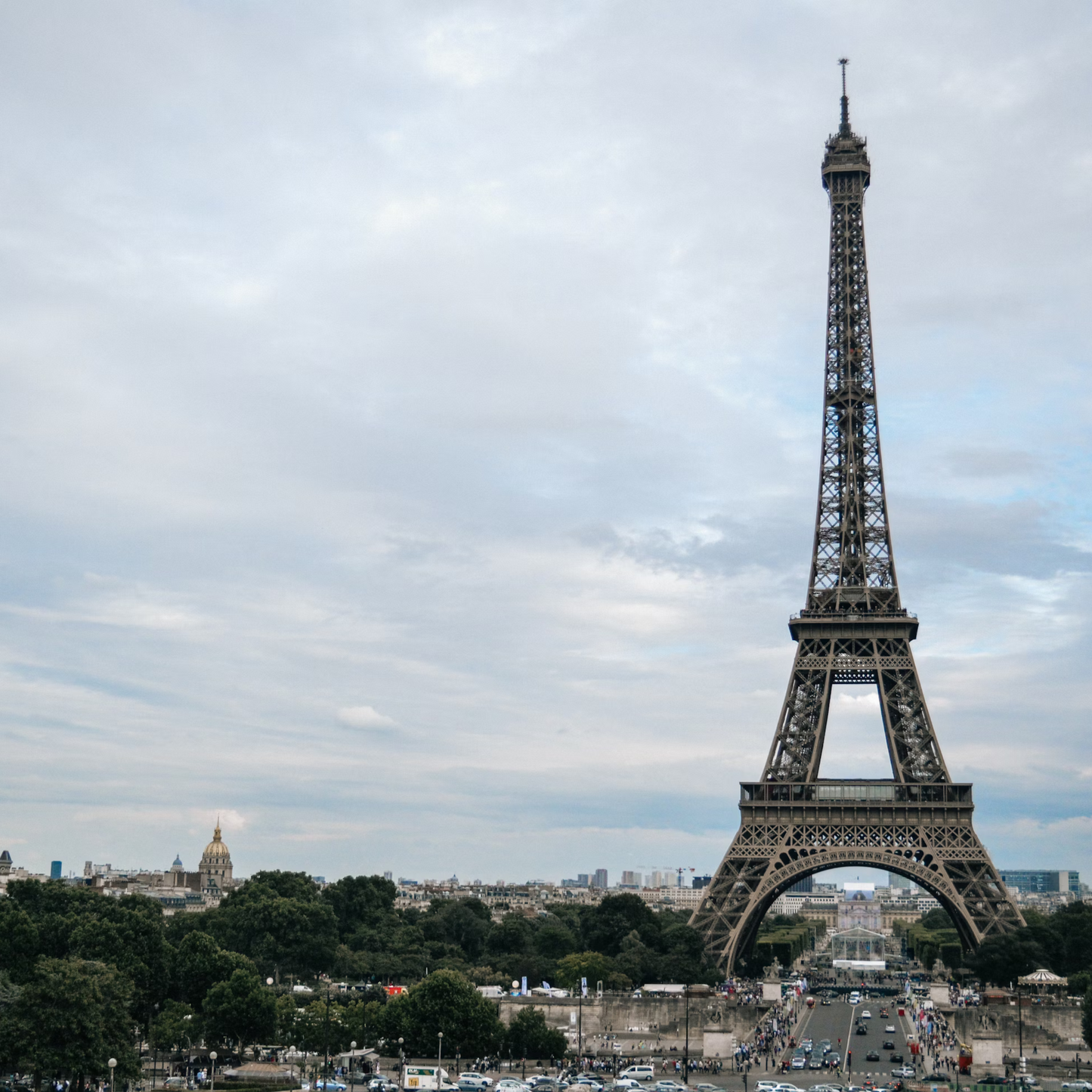 Rompecabezas de madera 3D - La pequeña Torre Eiffel de París 